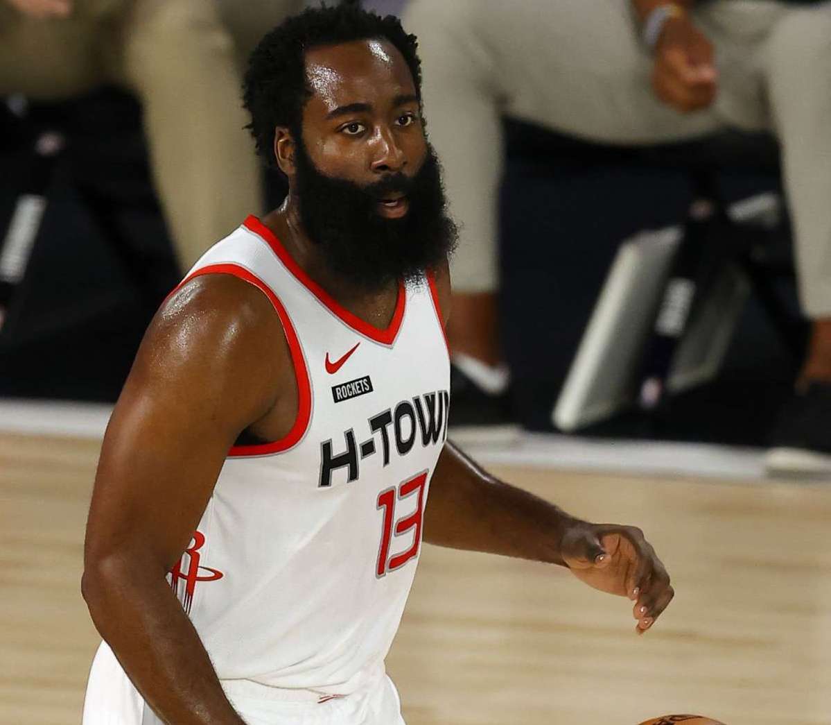 当时引发了 当时引发了