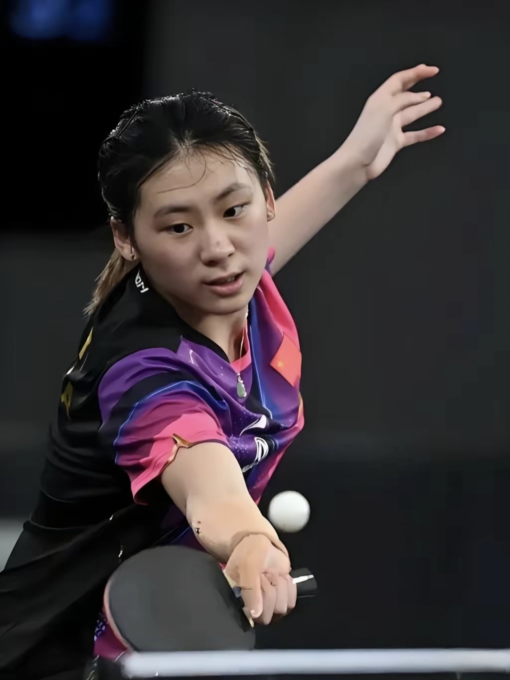 他不仅在联 他不仅在联