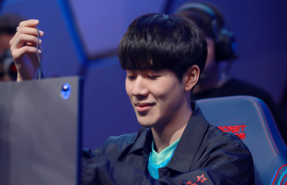 仅振奋了球 仅振奋了球