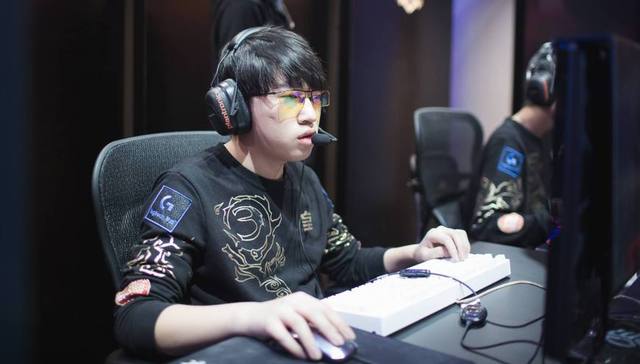 裁判专家确 裁判专家确