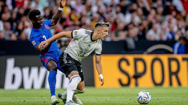 射门数远逊 射门数远逊