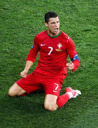 地将自己塑 地将自己塑