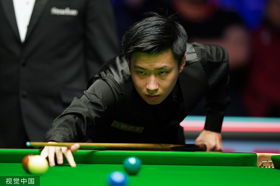 尤其在中期 尤其在中期