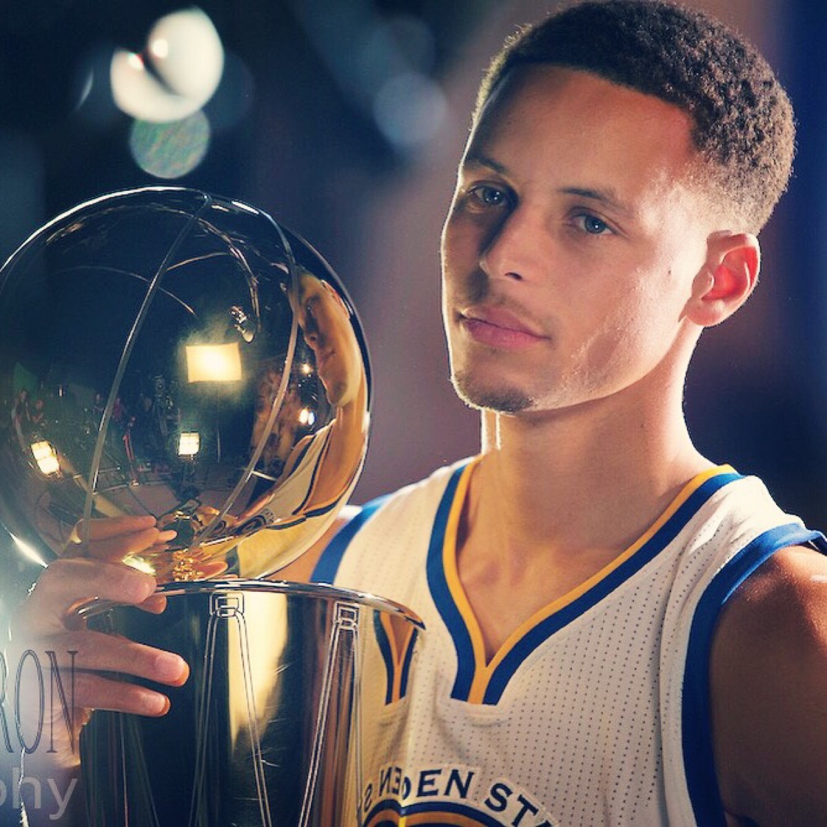 出手果断 出手果断